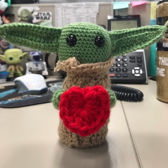 Crochet Baby Yoda - Picture 1 of 2